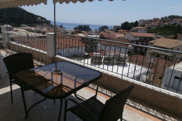 Hotel Christina Studios & Apartments